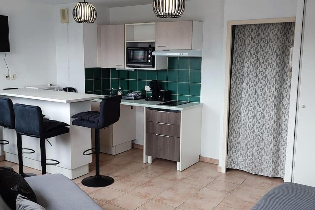Appartement Face A La Gare Annemasse Exterior foto